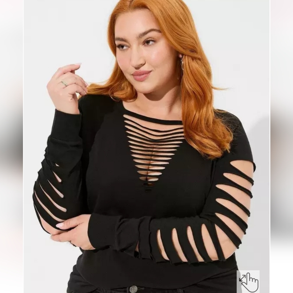 Torrid Classic Fit Cotton Crew Slasher Tee Nwt